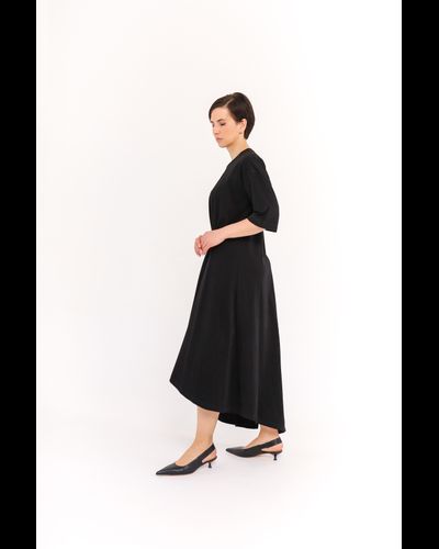 Платье-футболка с асимметричным подолом  (черный)