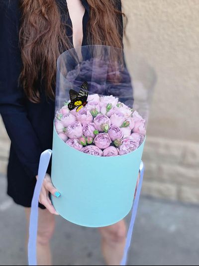 Лавандовые розы с Бабочкой №99