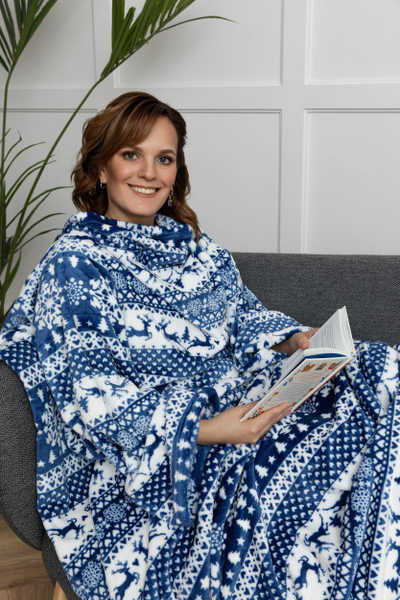 Плед с рукавами "Морозко" из микрофибры (велсофта)