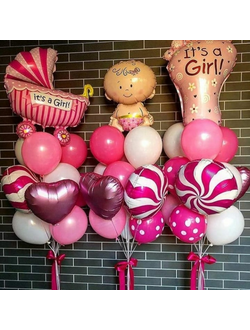 Композиция "Коляска, малышка и ступня"