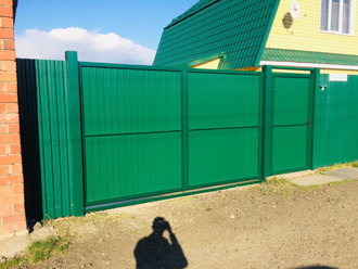 Забор из профлиста 0,4 мм Высота 1,5 м
