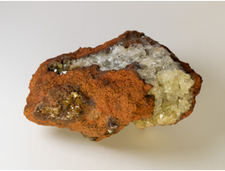 Адамин кристаллы на породе (лимонит), Мексика (53*38*23 мм, 47 г) №20781