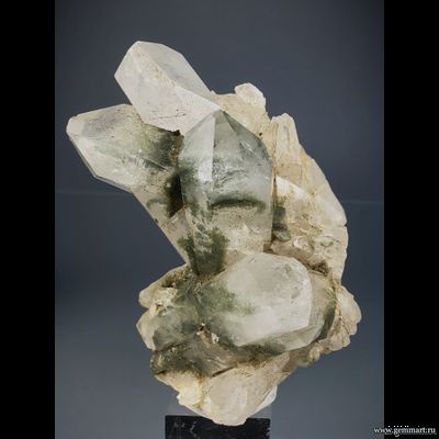 Горный хрусталь с включениями хлорита. Северная Осетия. 60*50*40мм