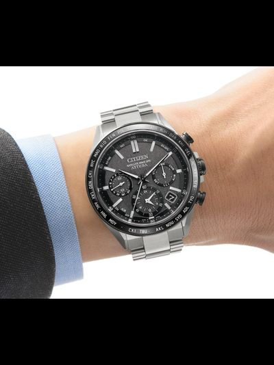 Наручные часы Citizen CC4058-67X