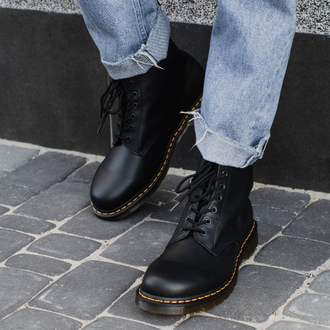 Ботинки Dr. Martens 1460 Smooth черные женские