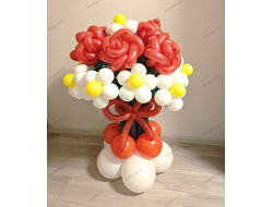 Букет Розы и Ромашки на основании