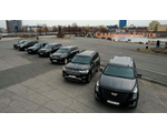 Кортежи из Черных Внедорожников Премиум класса.