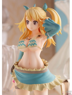 Фигурка Люси Хартфилия (Lucy Heartfilia Aquarius Form Ver. Pop Up Parade)