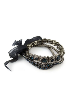 (АРТИКУЛ: 6554/55) БРАСЛЕТ ЖЕНСКИЙ, БЕЛЫЙ МЕТАЛЛ, СИНИЕ СТРАЗЫ, ЧЕРНАЯ ЛЕНТА