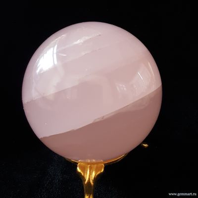 Шар из розового кварца с эффектом звезды. 70*70*70мм.