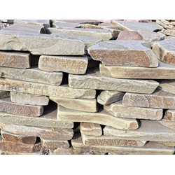 Камень толстяк галтованный серо-зелёный