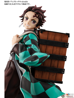 Фигурка Тандзиро Камадо, Нэдзуко Камадо (Kamado Tanjirou, Nezuko Kamado Kamado Kyoudai Set)