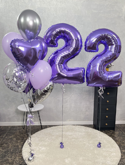 Цифры 22 сиреневые и фонтан из 8 шаров