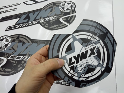 Наклейки на снегоход LYNX Xtrim Commander 600 E-Tec #1794