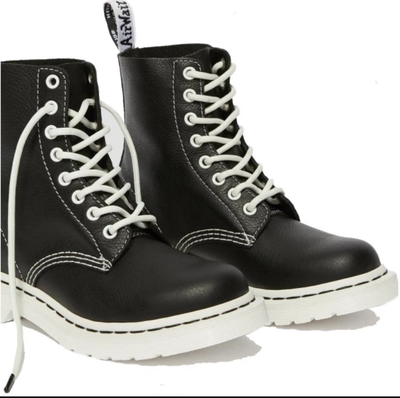 DR.MARTENS 1460 PASCAL BLACK & WHITE