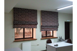 штора римская для турагентства