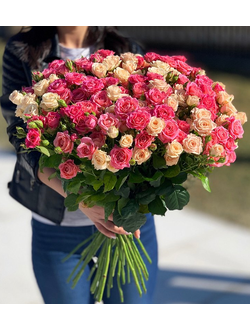 Кустовая роза по штучно