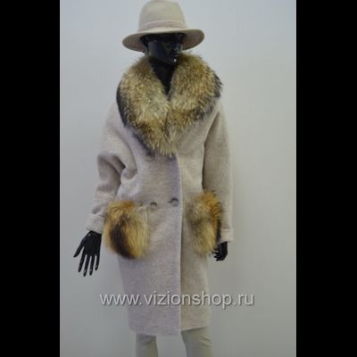 Женское пальто зимнее с меховым воротником и карманами из меха Arti moda 1538 бежевое