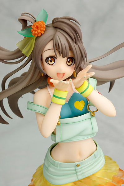 Фигурка 1/8 Котори Минами (Minami Kotori Natsuiro egao de 1 2 Jump! ver., Swimsuit ver.)