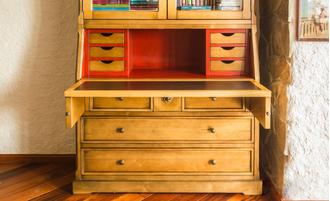 Шкаф-секретер с откидной столешницей.