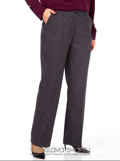 Женский  комплект: бордовый джемпер и темно-серые брюки