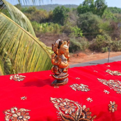 Ганеш из мангового дерева.