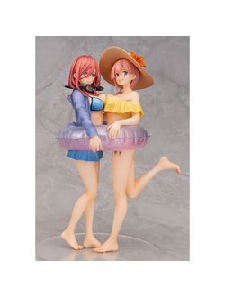 Фигурка 1/7 Мику Накано и Итика Накано (Miku Nakano,  Ichika Nakano)