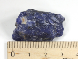 Содалит, необработанный "дикий" образец, Бразилия (35*26*19 мм, 15 г) №35195