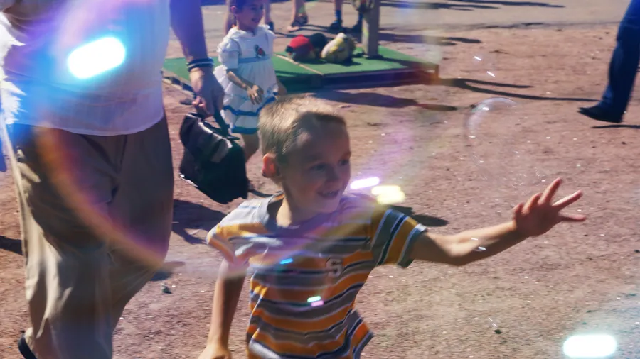 Мыльные пузыри День Поселения Пеники