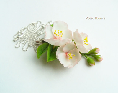 Комплект "Нежно-розовая яблоня". Цветы из полимерной глины.