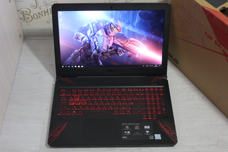 ASUS TUF Gaming FX504GE-E4628 ( 15.6 FHD IPS i5-8300H GTX1050Ti 8Gb 1Tb + 128SSD )