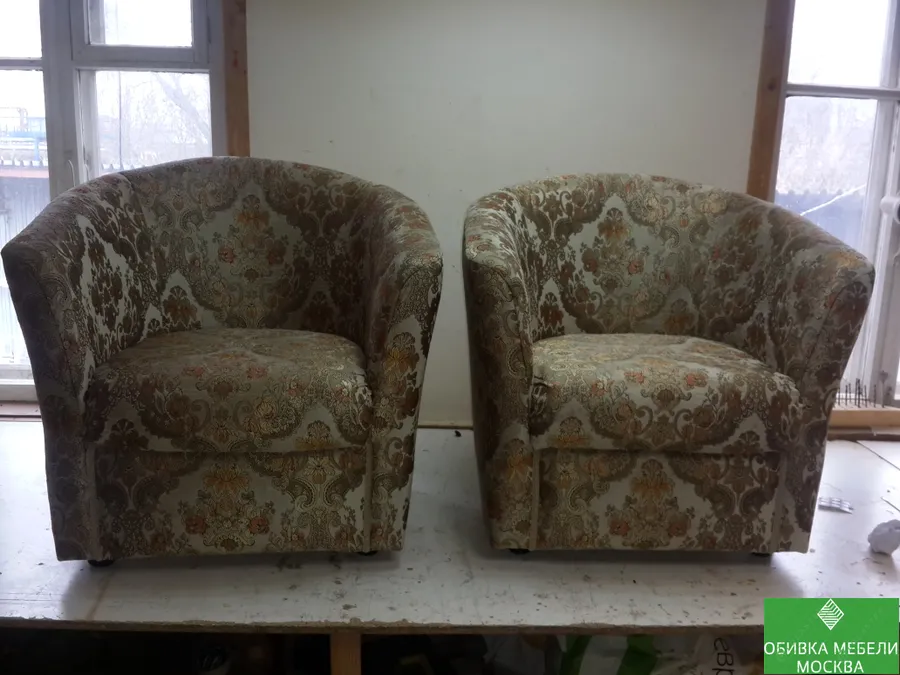 Обивка двух кресел шенилл
