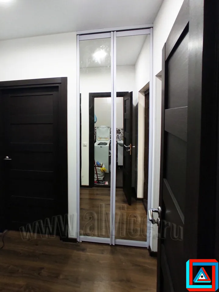 Фото 34 - Складная дверь для ниши - зеркальная без делителей