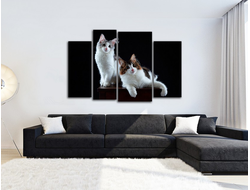 Модульная картина "Статуэтки на тумбочке"