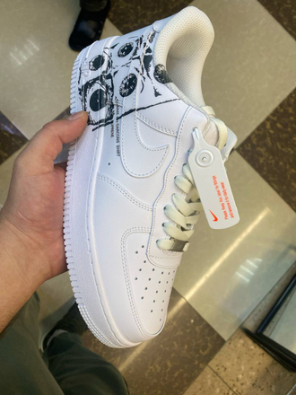 Nike Air Force 1 Low х Comme des Gar?ons Supreme