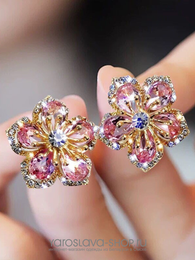 Серьги пуссеты цветок с розовыми кристаллами