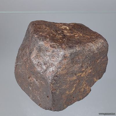 Лимонит по пириту. Южный Урал. Россия. 45*42*42мм