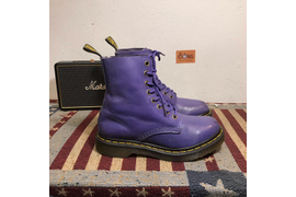 Ботинки Dr. Martens осенние фиолетовые