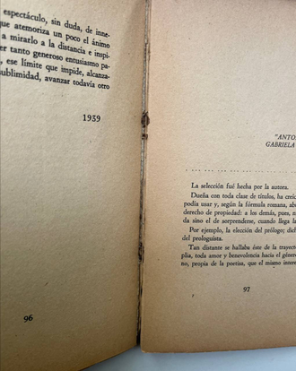 Gabriela Mistral. Por Alone