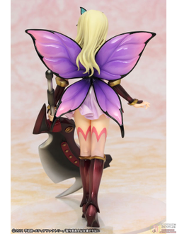 Фигурка 1/8 Сэна Касивадзаки (Kashiwazaki Sena Monster Hunter ver.)