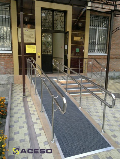 Сотовое грязезащитное, противоскользящее покрытие антикаблук, 10 мм, цена за 1 кв.м цвет в ассортименте