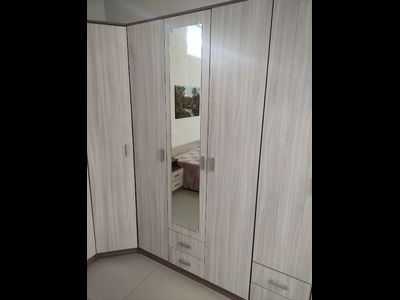 Шкаф распашной  3-х дверный "Тополь" с зеркалом  1200 мм (Бр)