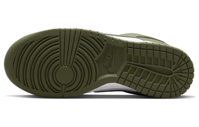 повседневные найки купить Кроссовки Nike Dunk Medium Olive бело-зеленый DD1503-120