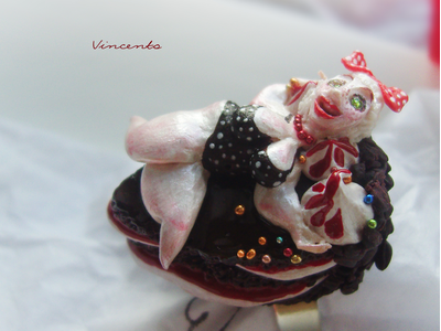 Пин-ап кольцо "Утро Фифеи" с вкусным тортиком