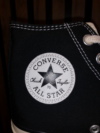высокие черные Кеды Конверс Чак Тэйлор 70 фото логотипа 162050C