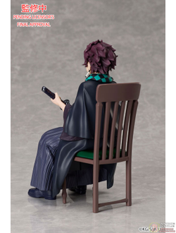 Фигурка Тандзиро Камадо (Kamado Tanjirou sits Aniplex)