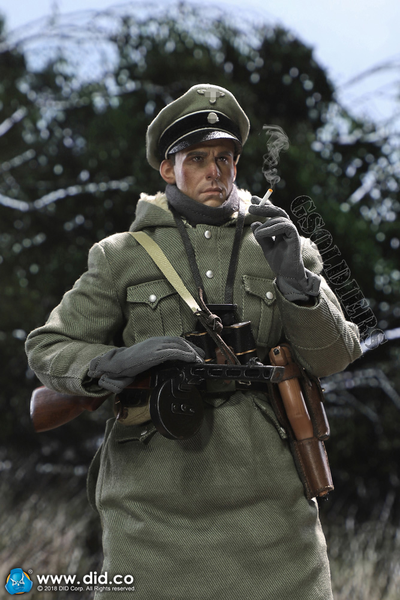Немецкий командир ФИГУРКА 1/6 scale Action figure Fredo SS-Panzer-Division MG42 Gunner C D80132 DiD