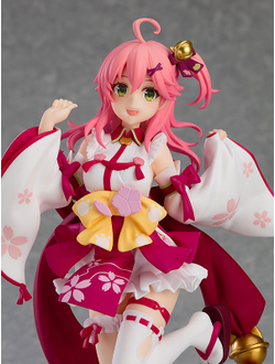 Фигурка Мико Сакура (Miko Sakura Pop Up Parade)