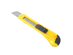 НОЖ УНИВЕРС. С ВЫДВИЖНЫМ СМЕННЫМИ ЛЕЗВИЯМИ 18ММ