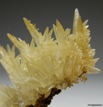 Арагонит. Китай. 37*19*16мм